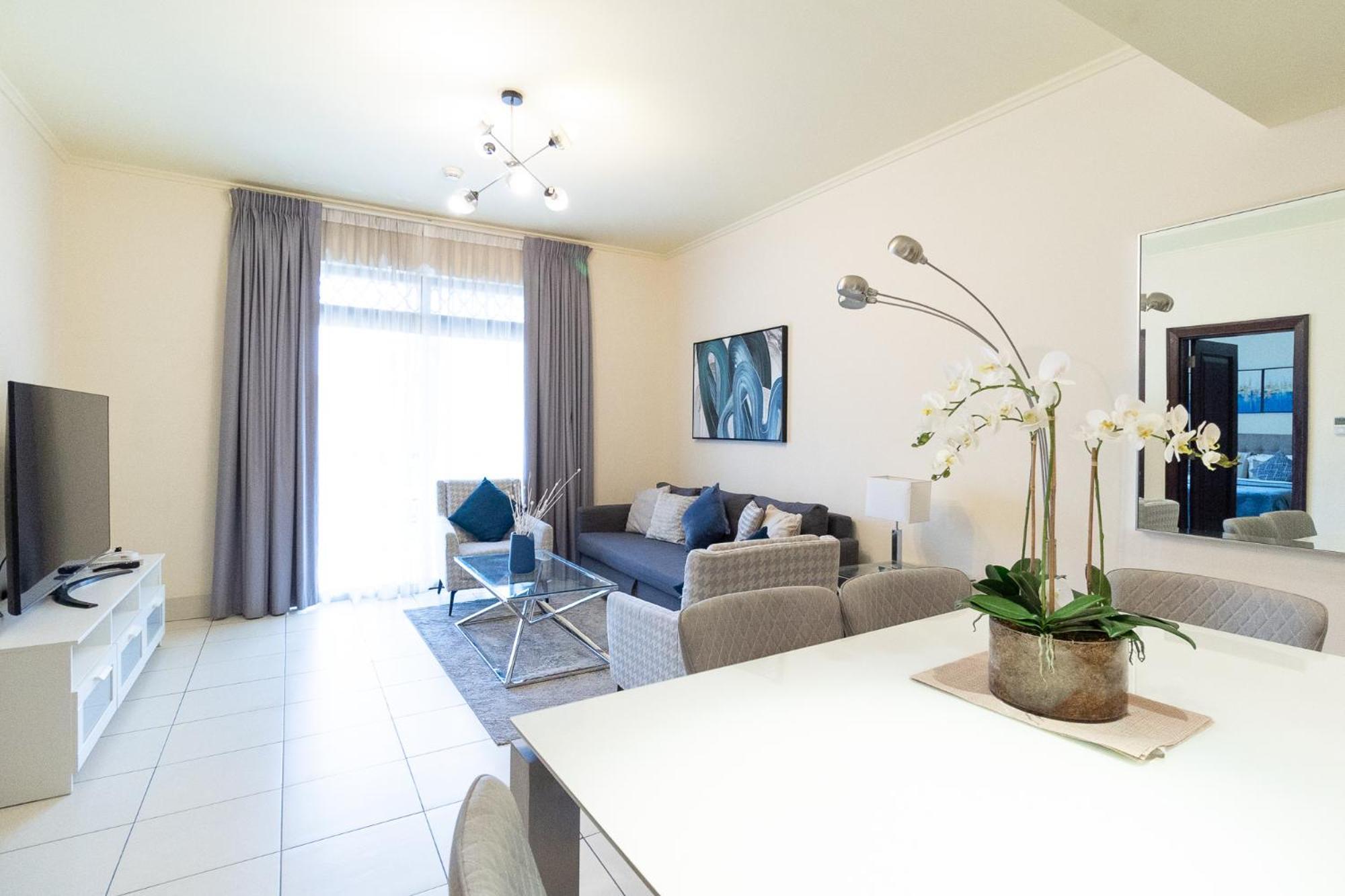 Happy Season - Reehan 1 - Downtown - 2-bedroom Apartment Dubai